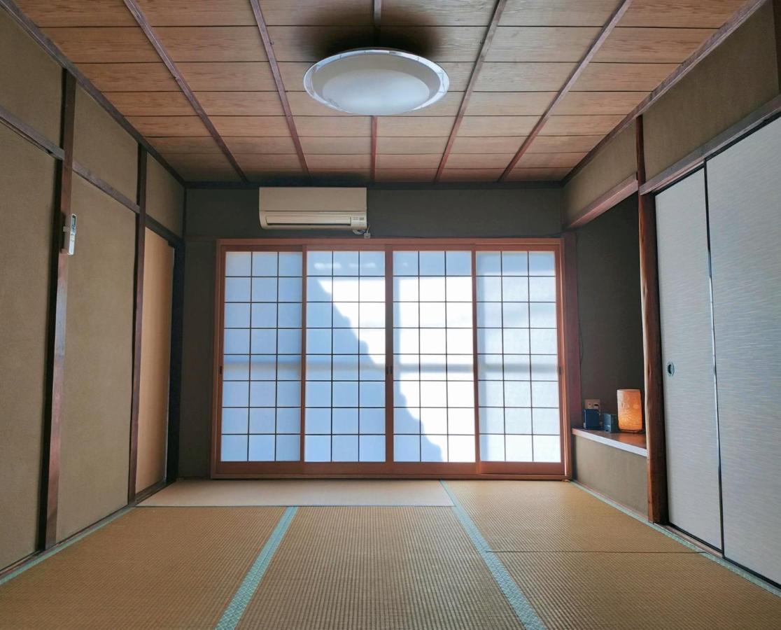 Retro Villa Fooga 昭和町屋貸切 風雅 Kinugasa Extérieur photo